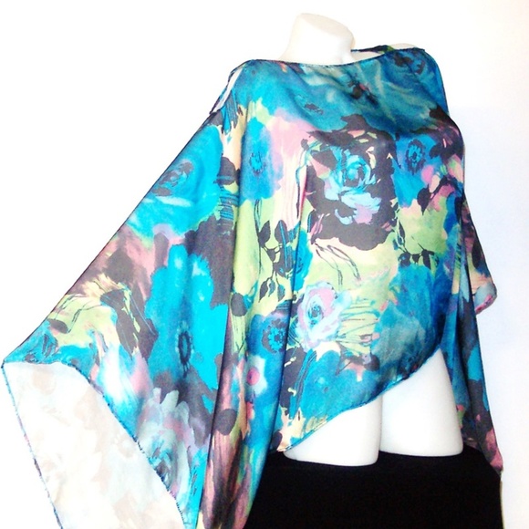 Floral chiffon tunic top! - Picture 2 of 4